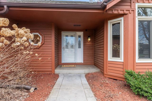 14579 Joppa Avenue S, Savage, MN 55378