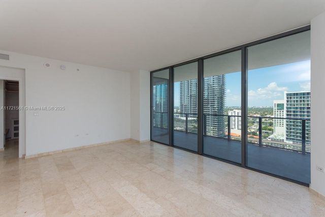 68 SE 6 Street 2112, Miami, FL 33131