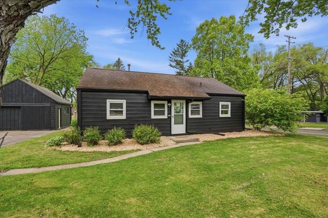 4701 Shore Acres Road, Monona, WI 53716