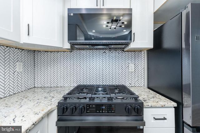 1217 S 8TH ST, Philadelphia, PA 19147