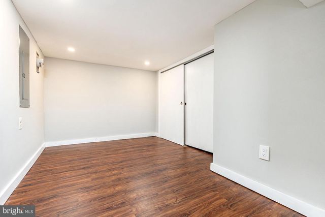 1217 S 8TH ST, Philadelphia, PA 19147