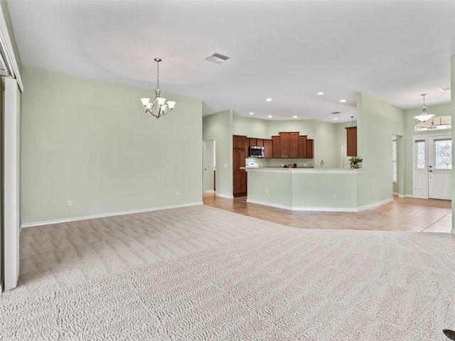 2215 TRIGGERFISH RUN, The Villages, FL 32162