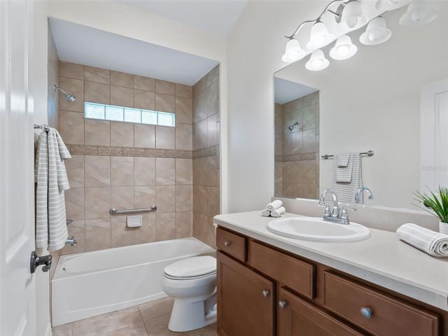 2215 TRIGGERFISH RUN, The Villages, FL 32162