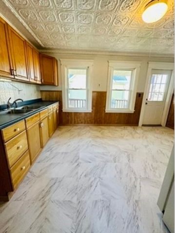 12 Princeton Ave 2, Easthampton, MA 01027