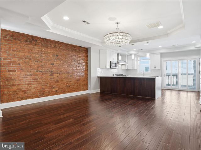 1119 STAPLES ST NE, Washington, DC 20002