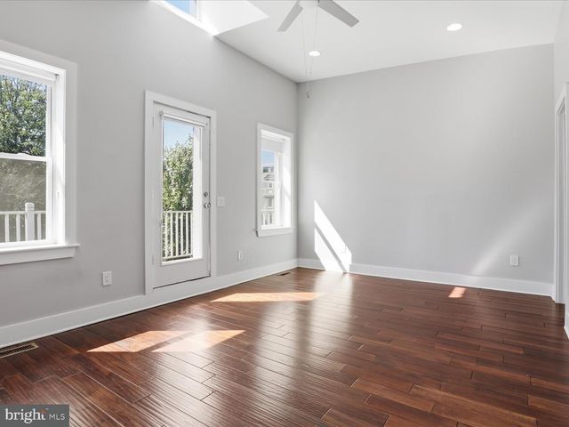1119 STAPLES ST NE, Washington, DC 20002