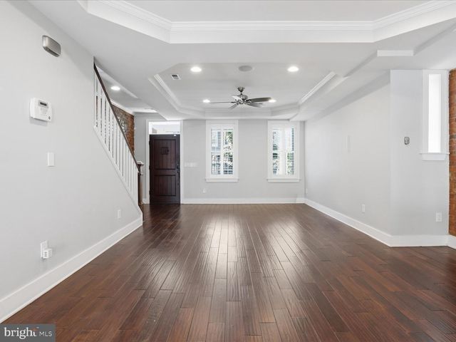 1119 STAPLES ST NE, Washington, DC 20002
