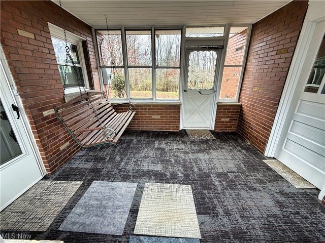 16899 Ridgeview Drive, East Liverpool, OH 43920