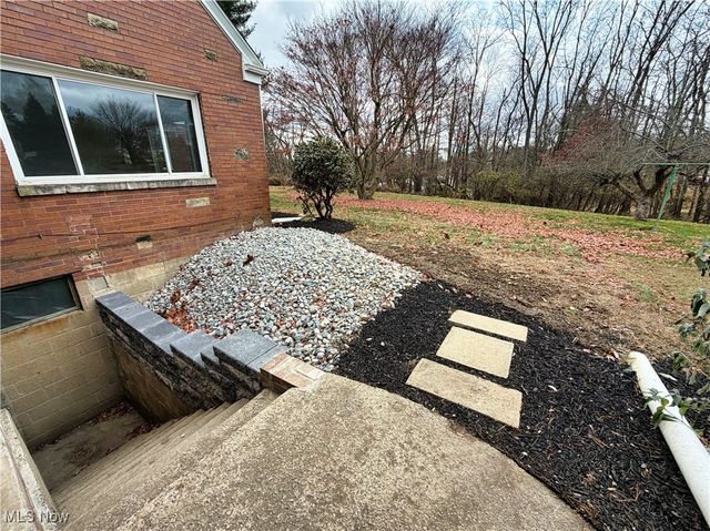 16899 Ridgeview Drive, East Liverpool, OH 43920