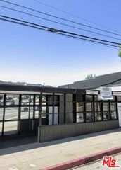 3704 Foothill Boulevard, Glendale, CA 91214
