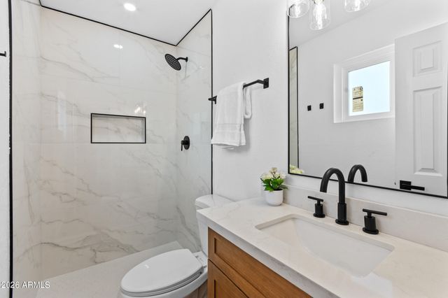 401 E CONTINENTAL Drive, Tempe, AZ 85288