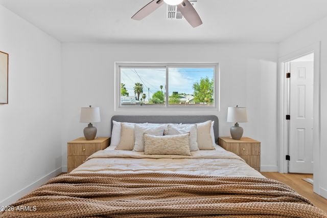 401 E CONTINENTAL Drive, Tempe, AZ 85288
