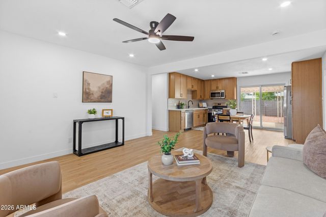 401 E CONTINENTAL Drive, Tempe, AZ 85288