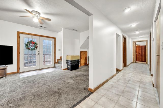 5699 Eastlake Road, Medina, OH 44215