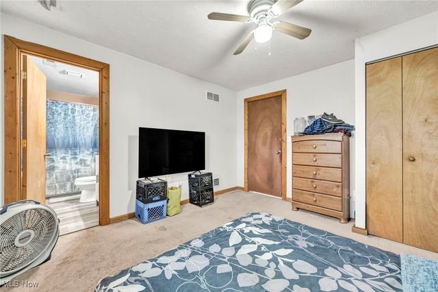 5699 Eastlake Road, Medina, OH 44215