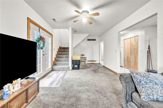 5699 Eastlake Road, Medina, OH 44215