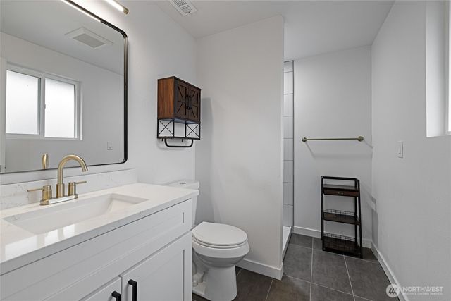 160 Tacoma Boulevard, Algona, WA 98001