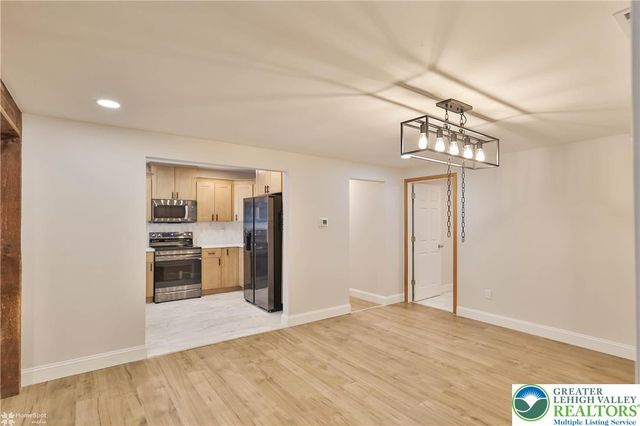 7718 Sweetwood Drive, Lower Macungie Twp, PA 18062