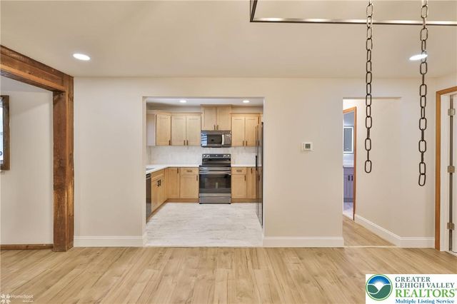 7718 Sweetwood Drive, Lower Macungie Twp, PA 18062