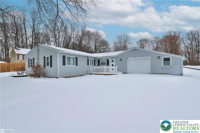 7718 Sweetwood Drive, Lower Macungie Twp, PA 18062