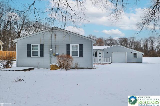 7718 Sweetwood Drive, Lower Macungie Twp, PA 18062