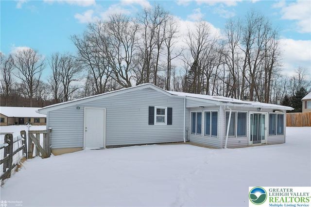 7718 Sweetwood Drive, Lower Macungie Twp, PA 18062