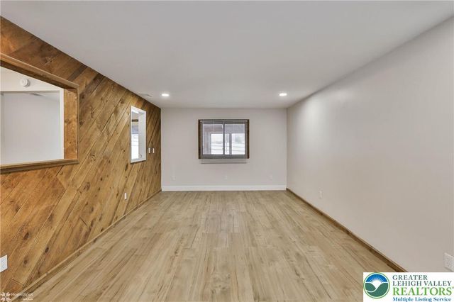 7718 Sweetwood Drive, Lower Macungie Twp, PA 18062