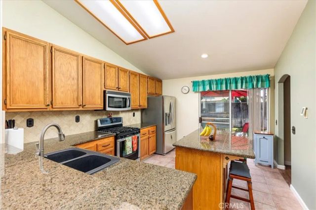 31369 Frans Hals Drive, Winchester, CA 92596