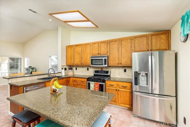 31369 Frans Hals Drive, Winchester, CA 92596