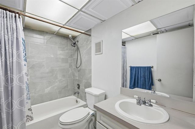 7500 NW 17th Street 110, Plantation, FL 33313