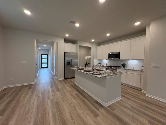 8437 Sweet Cherry Lane, Magnolia, TX 77354