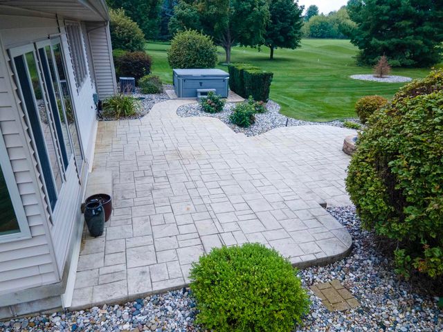 1349 Kennely Road, Saginaw, MI 48609