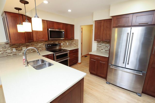 1349 Kennely Road, Saginaw, MI 48609
