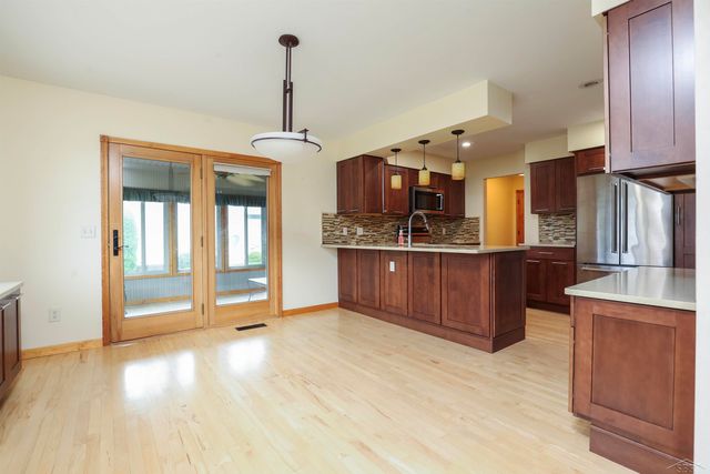 1349 Kennely Road, Saginaw, MI 48609