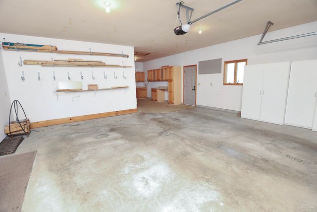 1349 Kennely Road, Saginaw, MI 48609