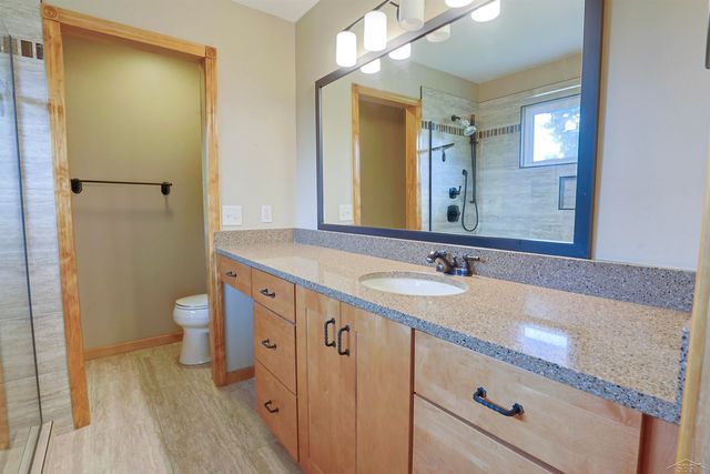 1349 Kennely Road, Saginaw, MI 48609