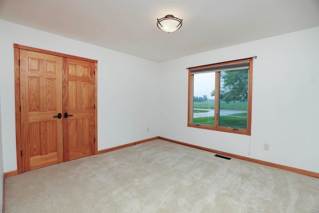 1349 Kennely Road, Saginaw, MI 48609