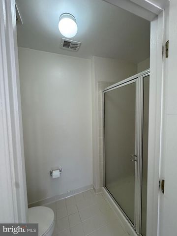 25192 WHIPPOORWILL TER, Chantilly, VA 20152