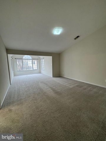 25192 WHIPPOORWILL TER, Chantilly, VA 20152