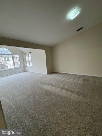 25192 WHIPPOORWILL TER, Chantilly, VA 20152