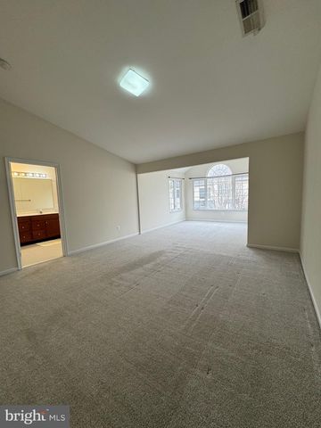 25192 WHIPPOORWILL TER, Chantilly, VA 20152