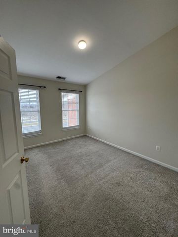 25192 WHIPPOORWILL TER, Chantilly, VA 20152