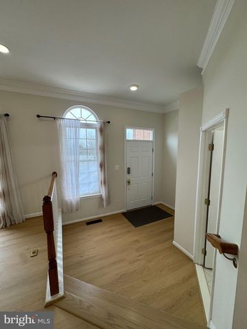 25192 WHIPPOORWILL TER, Chantilly, VA 20152