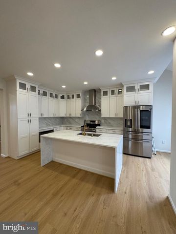 25192 WHIPPOORWILL TER, Chantilly, VA 20152