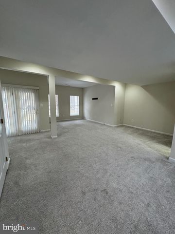 25192 WHIPPOORWILL TER, Chantilly, VA 20152