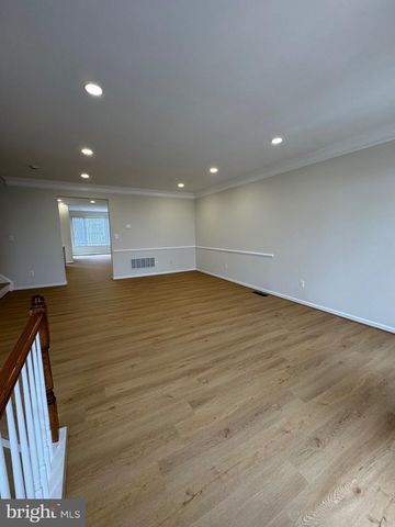 25192 WHIPPOORWILL TER, Chantilly, VA 20152