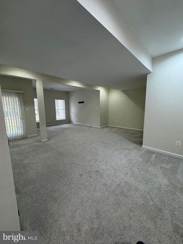 25192 WHIPPOORWILL TER, Chantilly, VA 20152