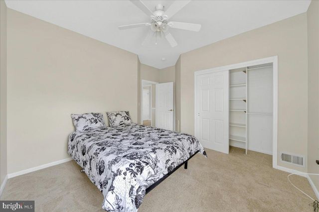 71 BURHOLME DR, Hamilton, NJ 08691