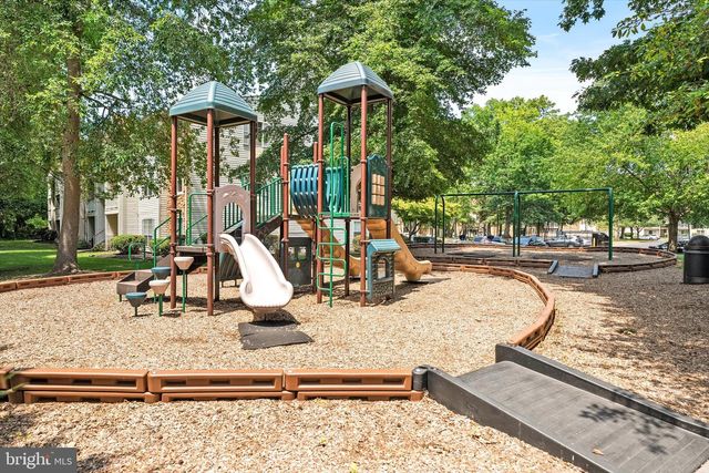66 MULBERRY CT, Hamilton, NJ 08619