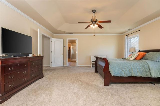 405 Edgebrooke Lane, Woodstock, GA 30188